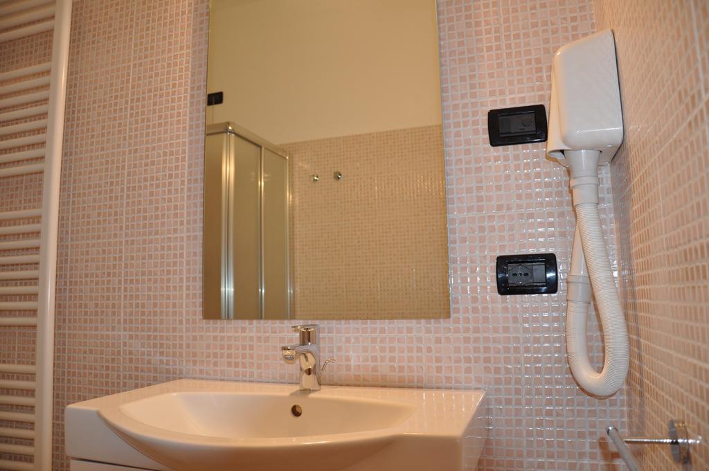 Agriturismo Ai Ciliegi Bardolino Habitación foto